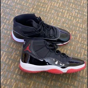 Jordan 11 Retro Playoffs Bred (2019)